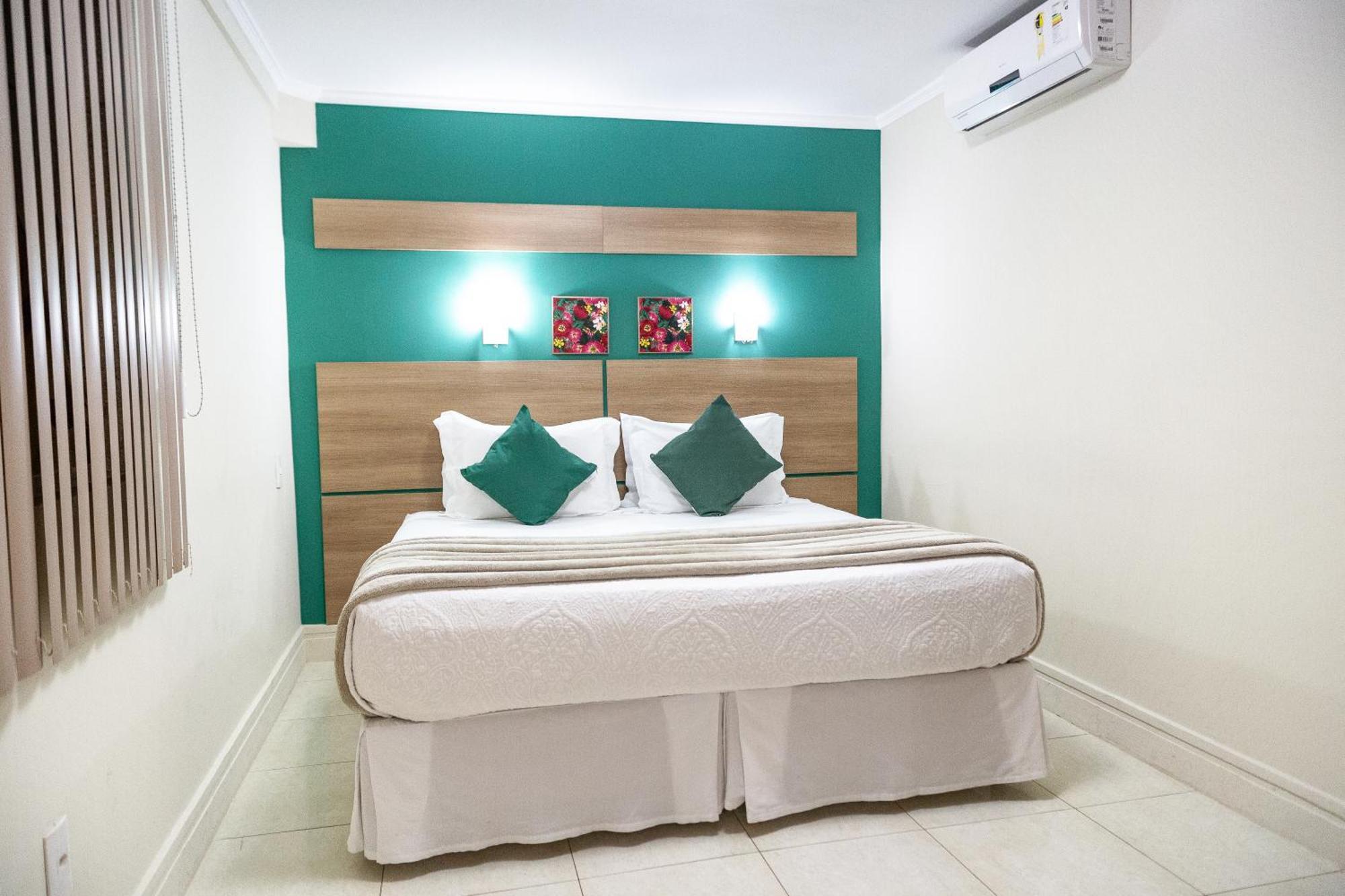 Hotel Cravo E Canela Кампус-дус-Гойтаказис Экстерьер фото