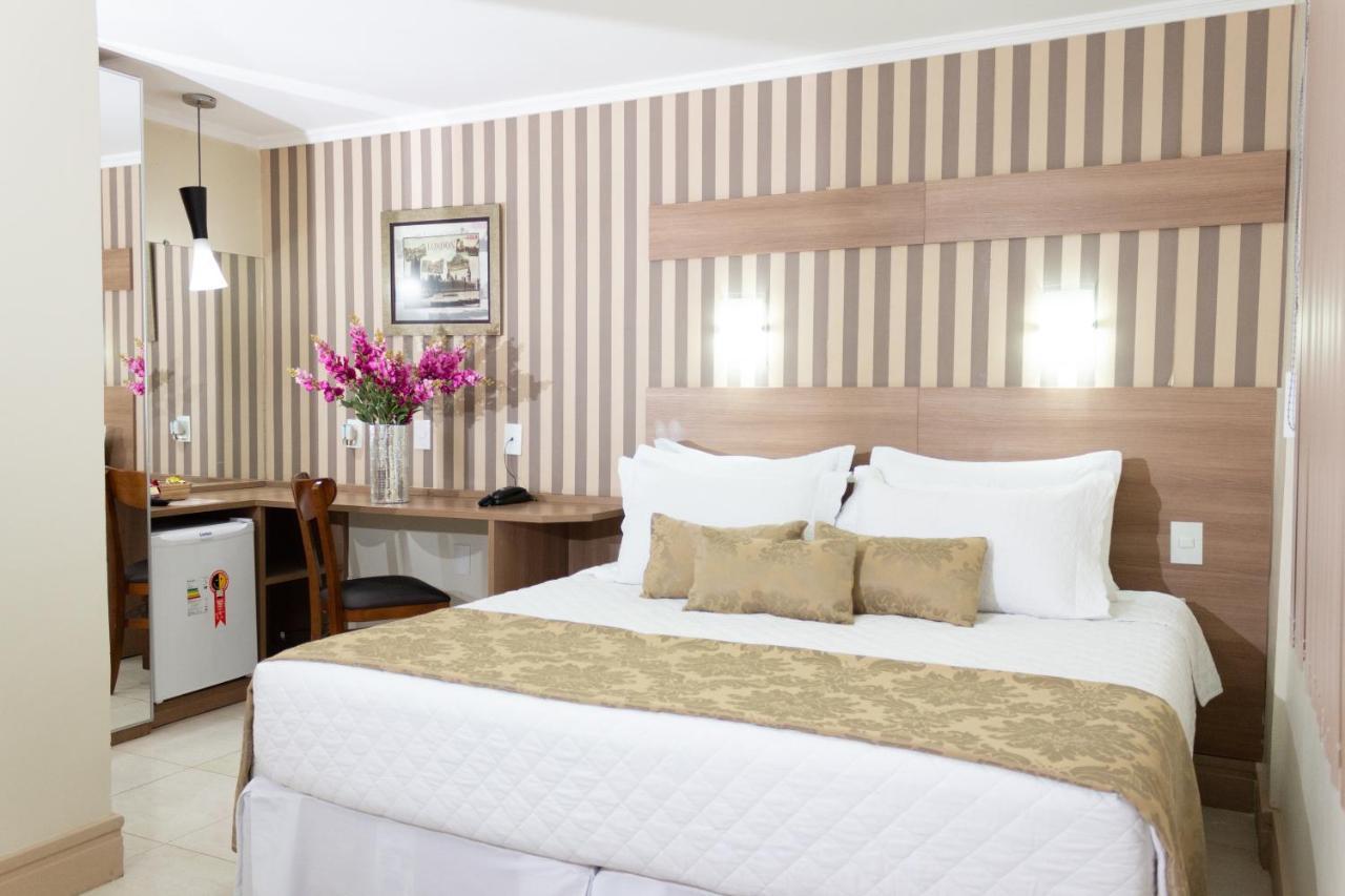 Hotel Cravo E Canela Кампус-дус-Гойтаказис Экстерьер фото